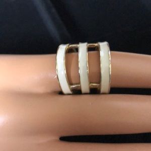 🔆HP🔆Fashion ring.